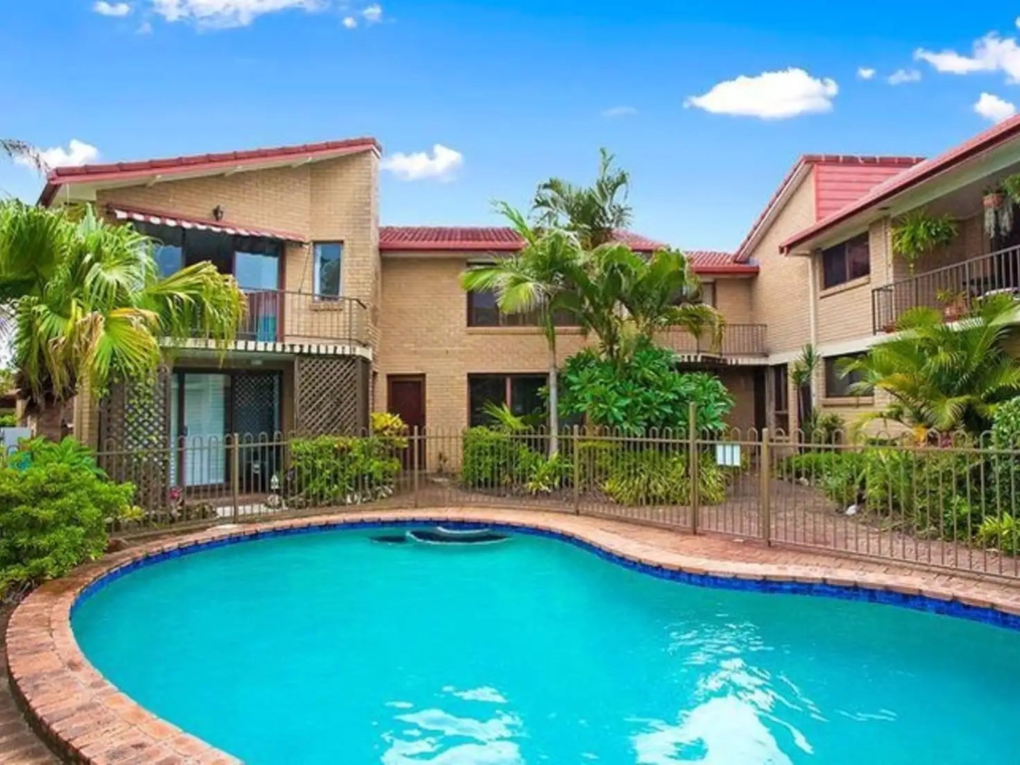 Main view of Homely apartment listing, 4/4 Christina Court, Mermaid Waters QLD 4218