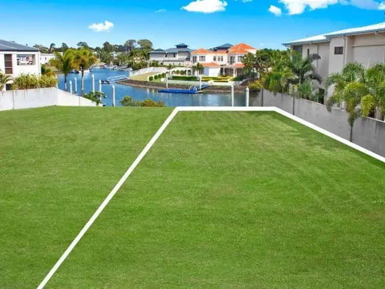 8093 Riverside Drive, Sanctuary Cove QLD 4212