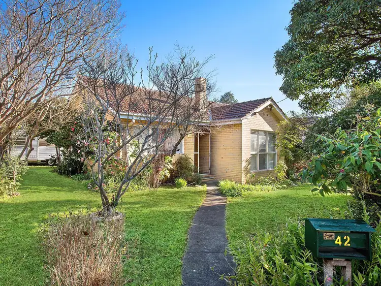 Fourth view of Homely house listing, 42 Illuka Crescent, Mount Waverley VIC 3149