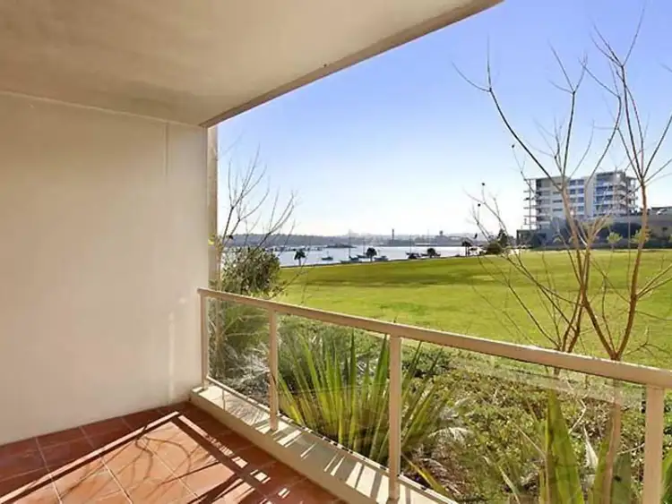 G210/11 Warayama Place, Balmain NSW 2041