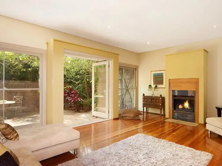 18 Ferdinand Street, Birchgrove NSW 2041