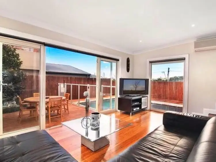 1 Hutcheson Street, Rozelle NSW 2039