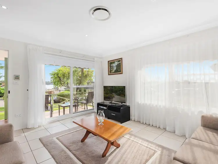 Fourth view of Homely villa listing, 3/16 Holt Road, Taren Point NSW 2229