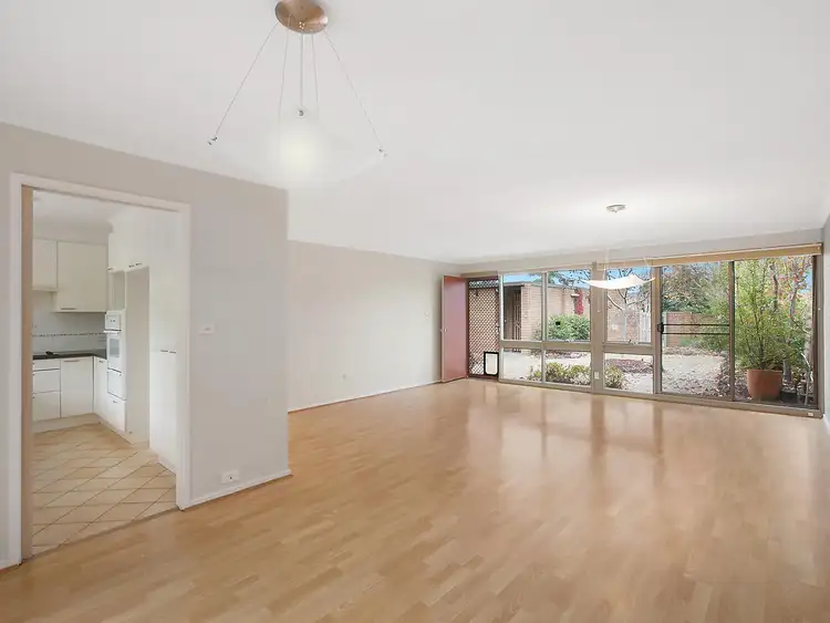 10 Gavin Place, Chapman ACT 2611