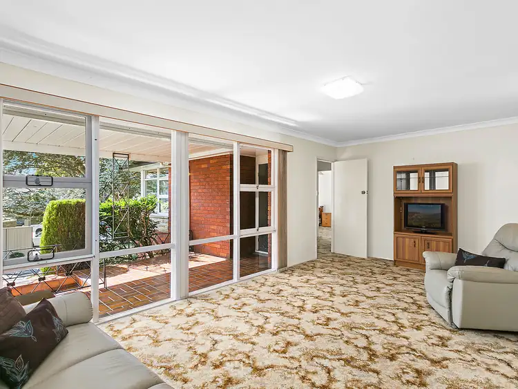 Second view of Homely house listing, 10 Juniper Place, Sylvania NSW 2224