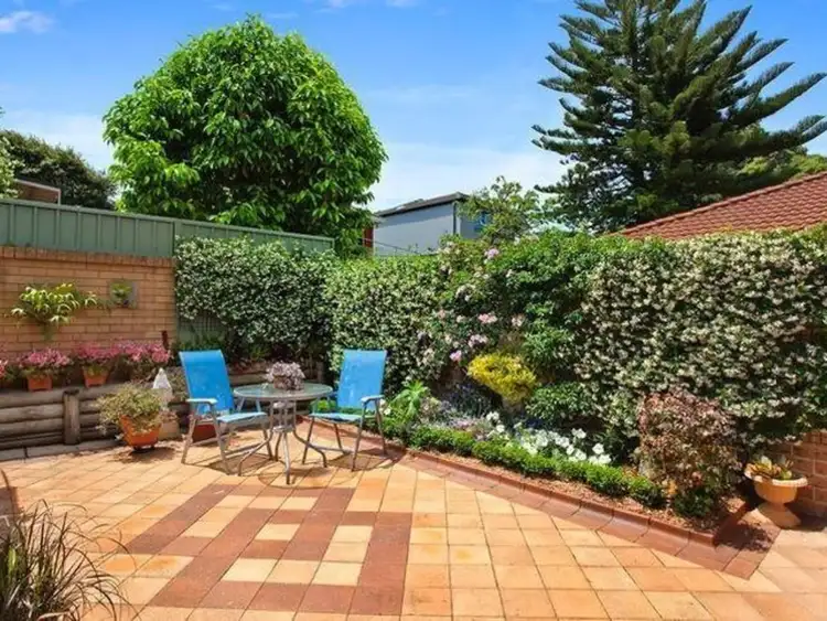 Main view of Homely villa listing, 1/88 Auburn Street, Sutherland NSW 2232