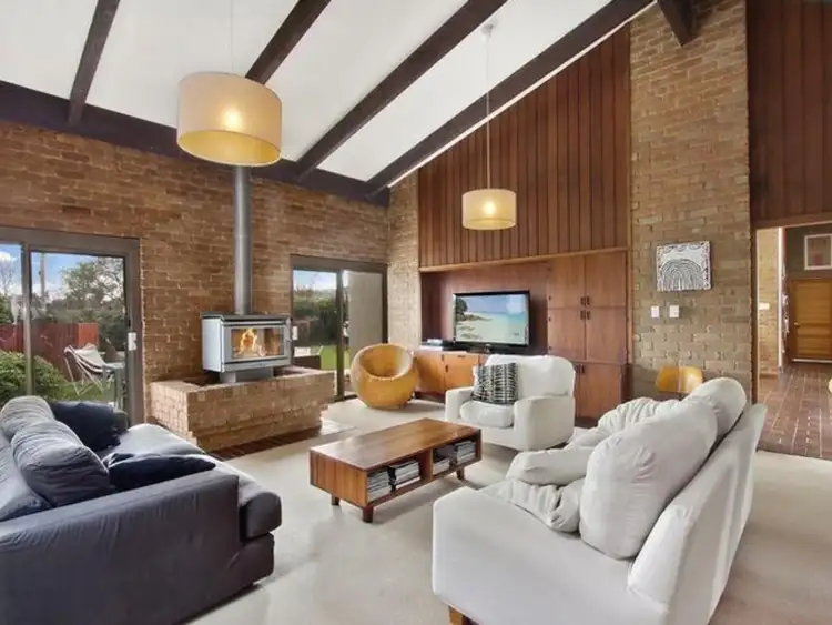 Fifth view of Homely house listing, 10 Wagga Street, Farrer ACT 2607