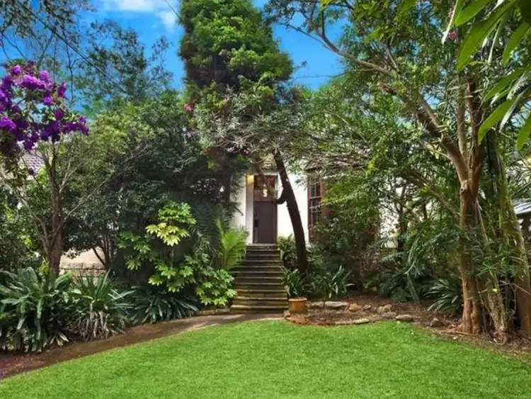 8 Arnold Street, Queens Park NSW 2022
