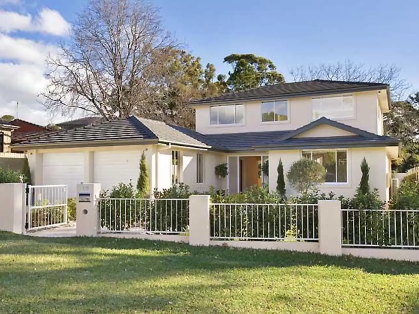 Main view of Homely house listing, 10 Edinburgh Road, Forestville NSW 2087