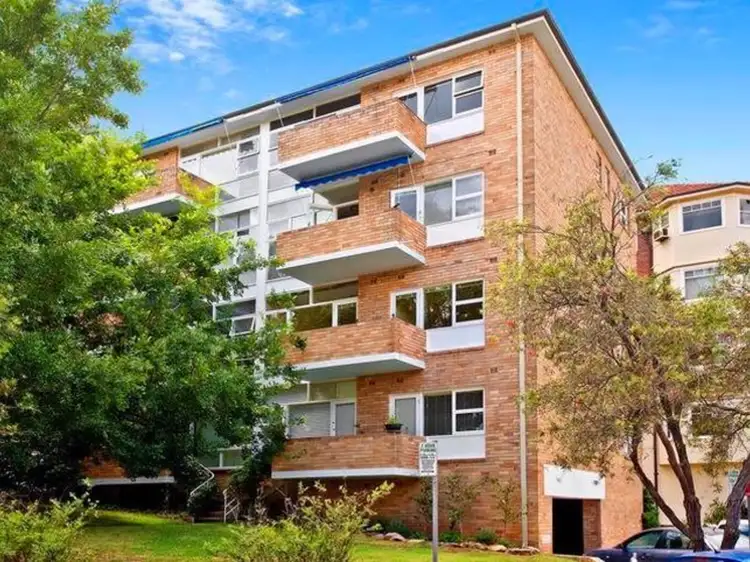Second view of Homely apartment listing, 4/6 Gladswood Gardens, Double Bay NSW 2028