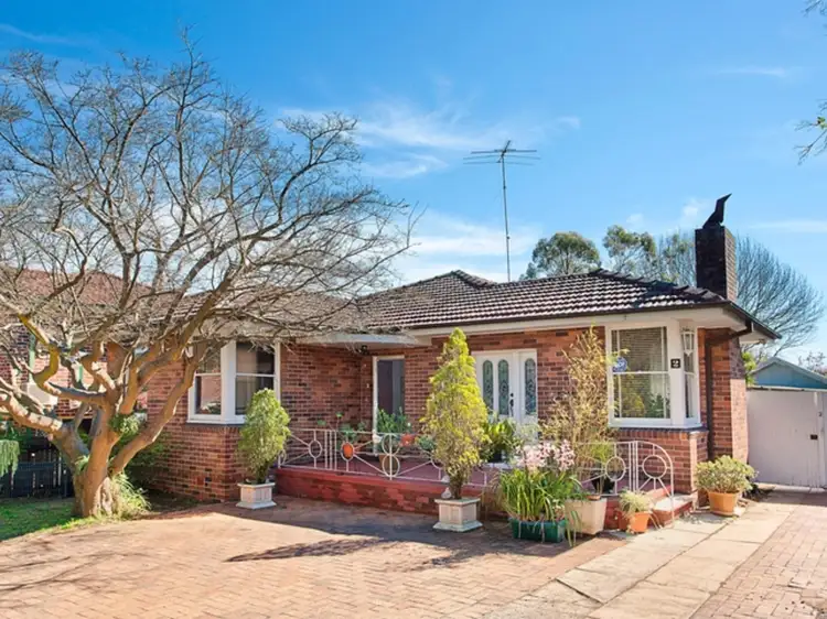 2 Milson Parade, Normanhurst NSW 2076