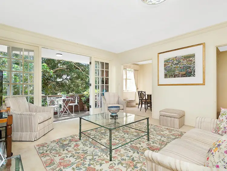 11/2 Woonona Avenue, Wahroonga NSW 2076