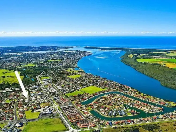 Third view of Homely villa listing, 1/3 Sunset Avenue, Ballina NSW 2478