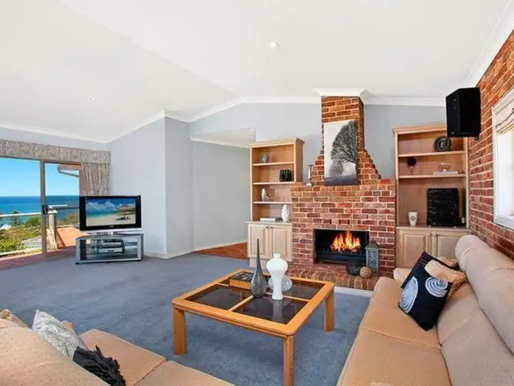 Fifth view of Homely house listing, 6 Helen Drive, Copacabana NSW 2251