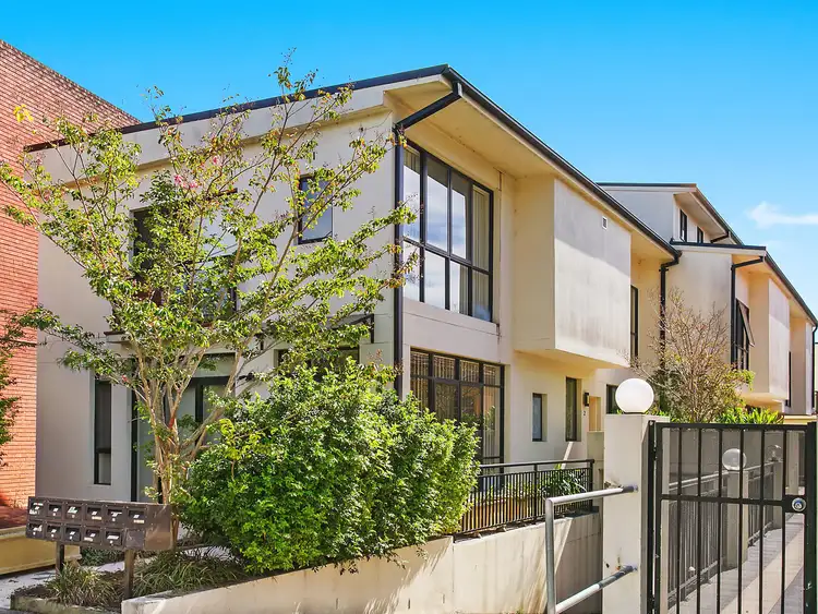 3/2 The Mall, South Hurstville NSW 2221