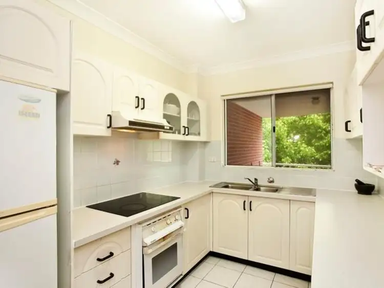 Second view of Homely apartment listing, 25/1 Linda Street, Hornsby NSW 2077