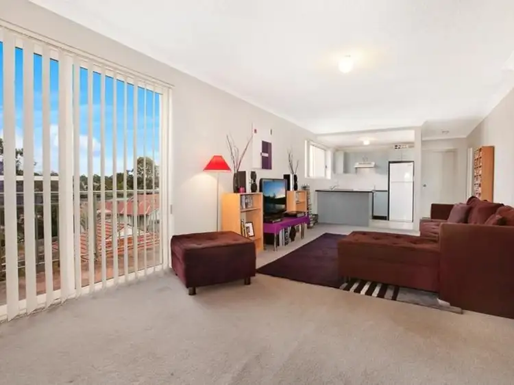 Second view of Homely apartment listing, 17/10 Northcote Road, Hornsby NSW 2077