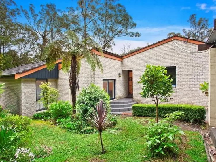 4 Lockinvar Place, Hornsby NSW 2077