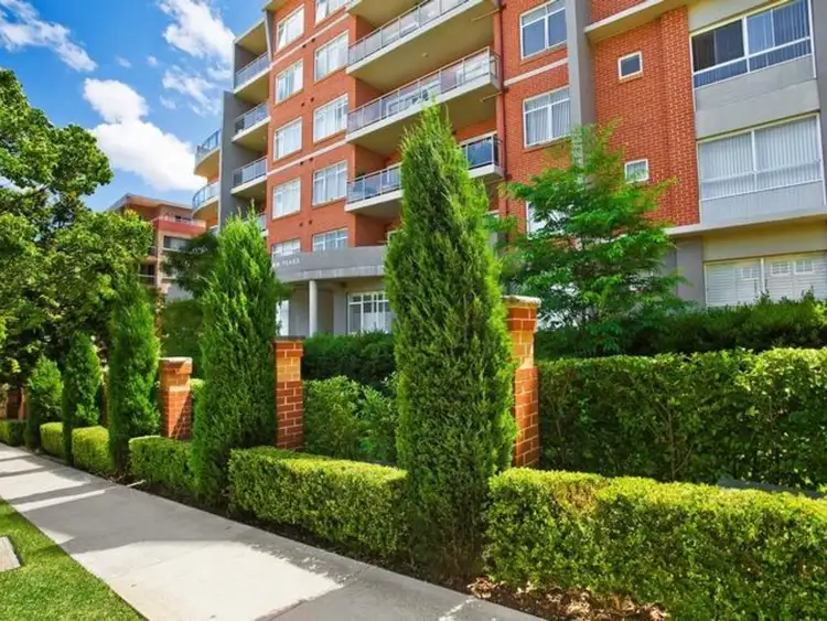 9/14 College Crescent, Hornsby NSW 2077