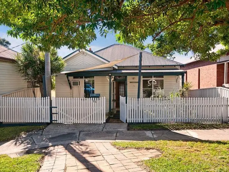 26 Margaret Street, Tighes Hill NSW 2297