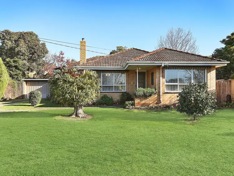 Second view of Homely house listing, 2 Gilbert Court, Mount Waverley VIC 3149