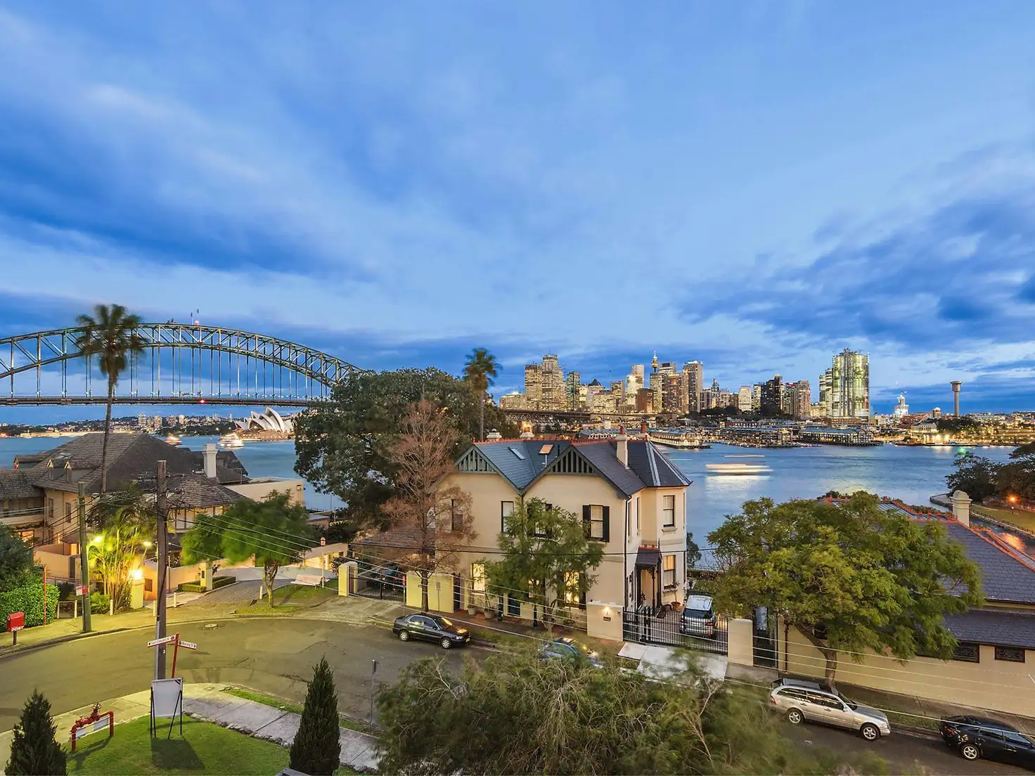 Main view of Homely studio listing, 22/2 East Crescent Street, Mcmahons Point NSW 2060