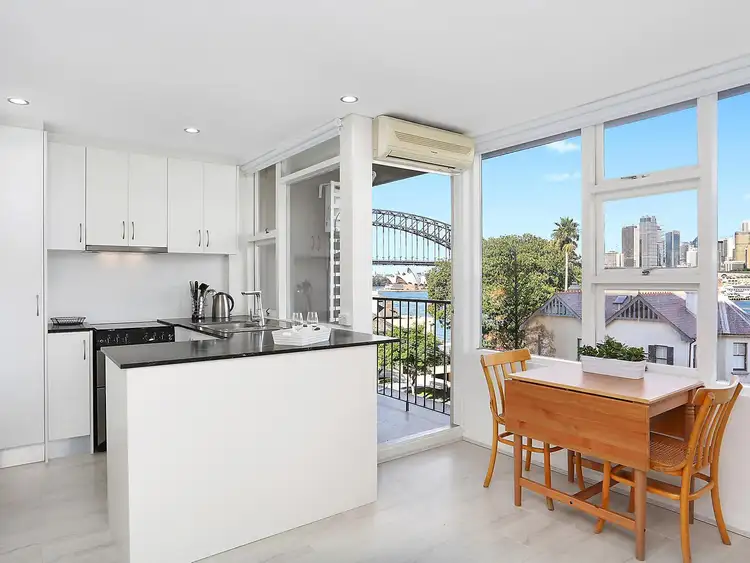 Third view of Homely studio listing, 22/2 East Crescent Street, Mcmahons Point NSW 2060