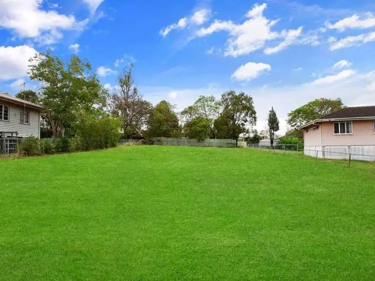 73 Middle Street, Coopers Plains QLD 4108