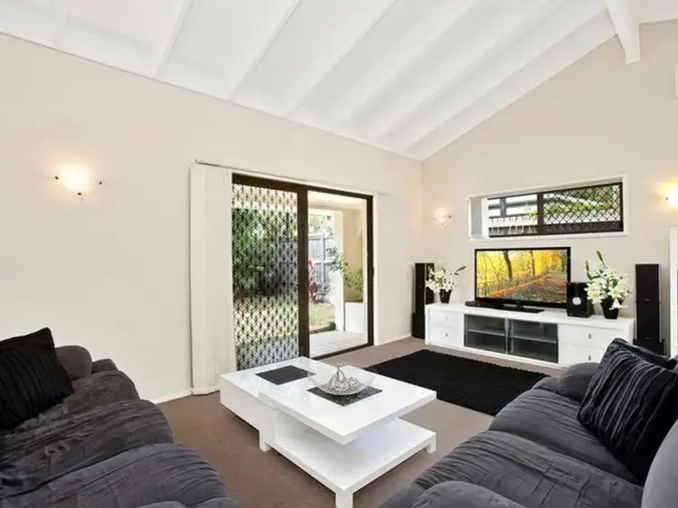 8/53 Valantine Road, Birkdale QLD 4159