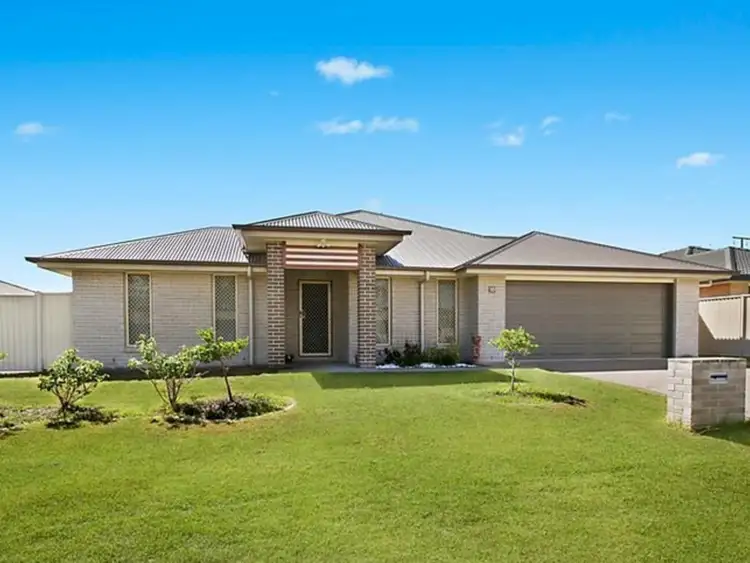 Main view of Homely house listing, 10 Yering Place, Wynnum West QLD 4178
