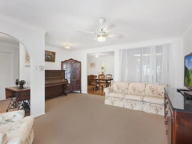 Second view of Homely house listing, 4 Robson Close, Point Clare NSW 2250