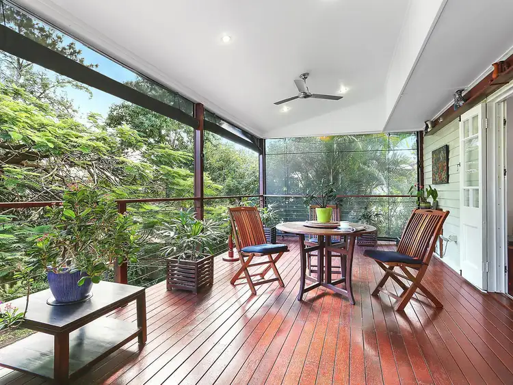 9 Orcades Road, Yeronga QLD 4104