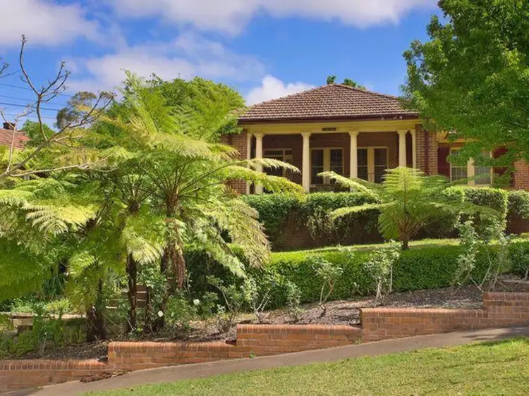 8 Merlin Street, Roseville NSW 2069