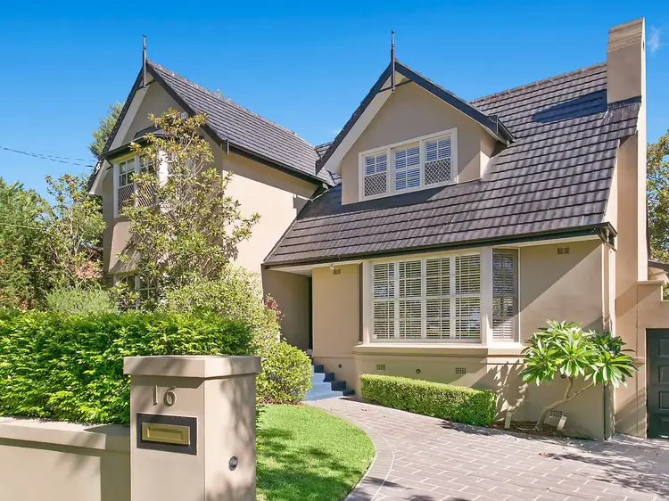 16 Mt Ida Street, Gordon NSW 2072