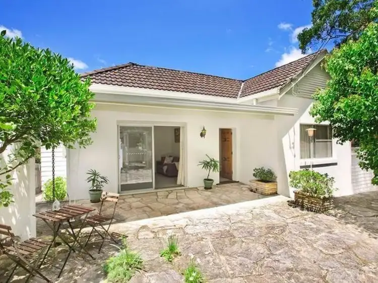 60 McIntyre Street, Gordon NSW 2072