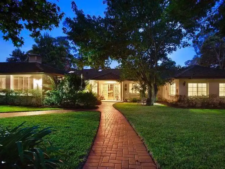 21 Romney Road, St Ives NSW 2075