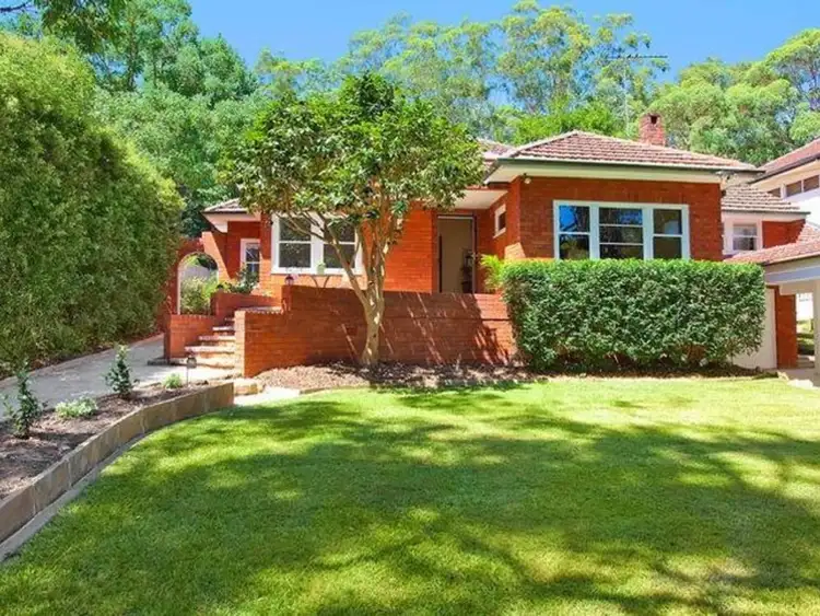 25 Browns Road, Gordon NSW 2072