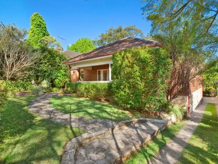 32 Bushlands Avenue, Gordon NSW 2072
