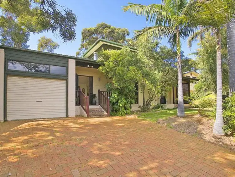 40 Boos Road, Forresters Beach NSW 2260