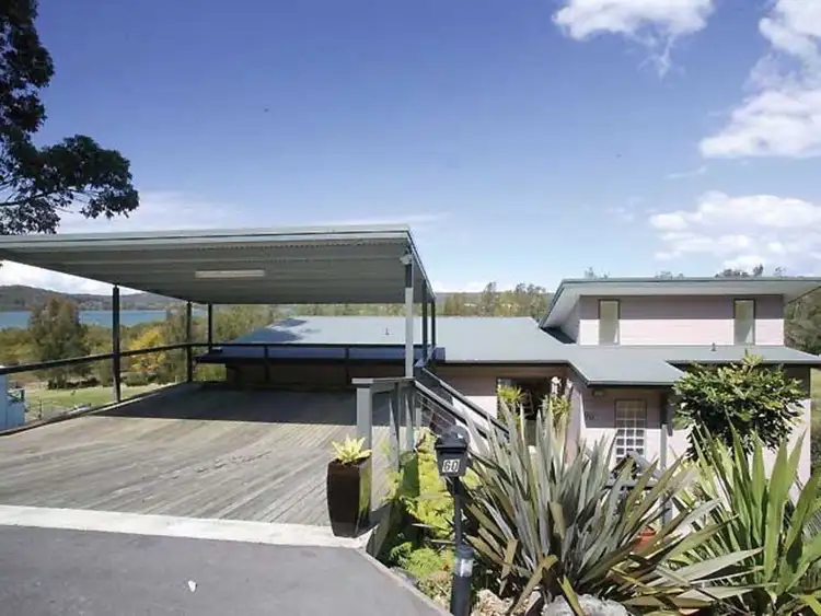 60 Broadwater Drive, Saratoga NSW 2251