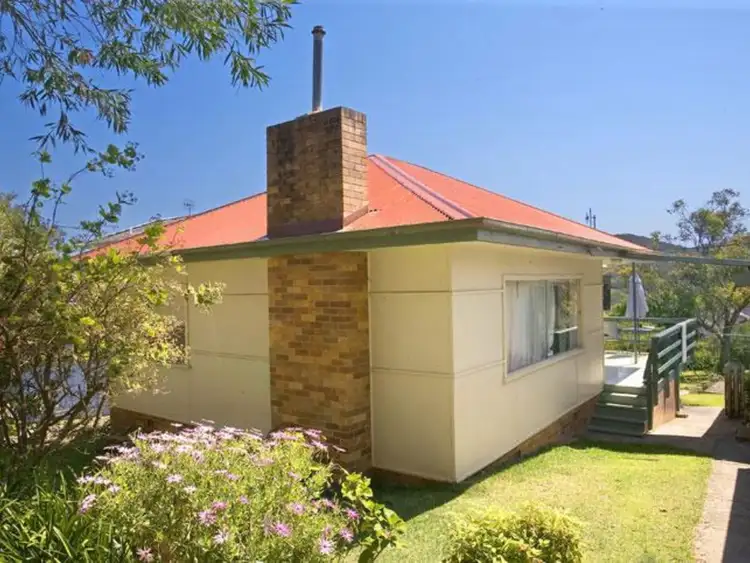 Main view of Homely house listing, 10 Noorong Avenue, Forresters Beach NSW 2260