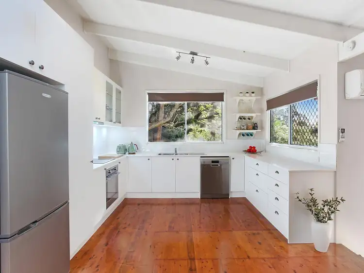 11 Wickepin Court, Elanora QLD 4221