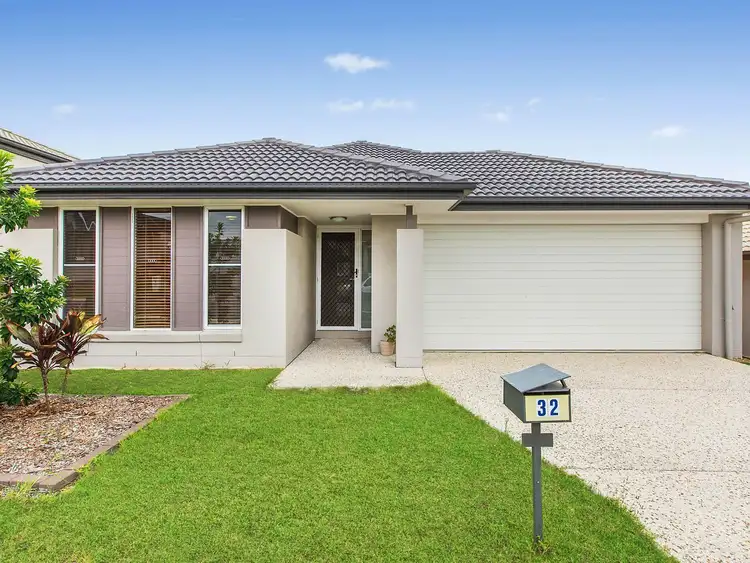 32 Hallvard Crescent, Augustine Heights QLD 4300