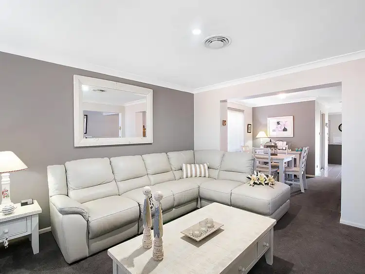 Third view of Homely house listing, 7 Vantage Circuit, Cameron Park NSW 2285