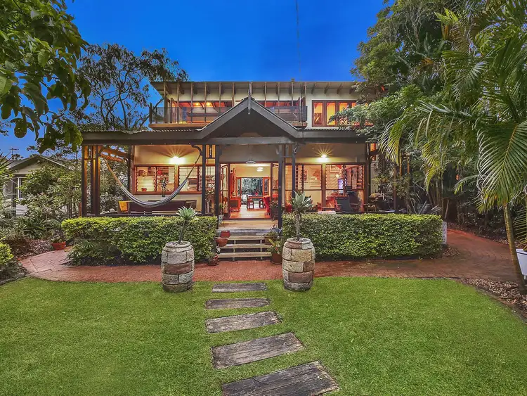 6 Three Points Avenue, Macmasters Beach NSW 2251