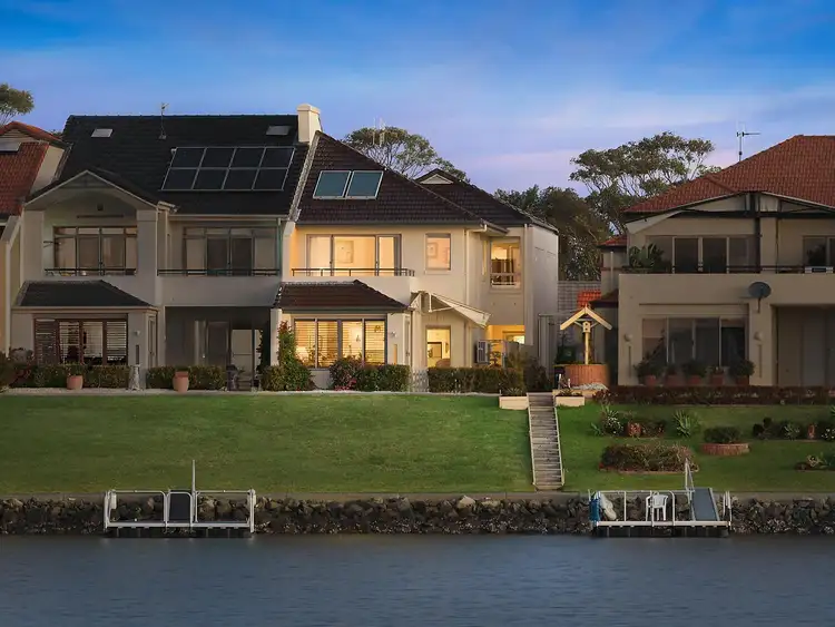 32 The Promenade, Port Macquarie NSW 2444