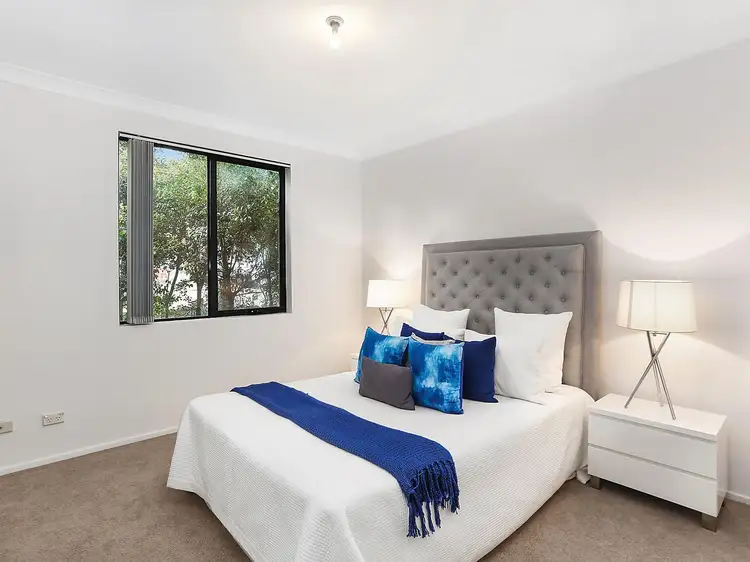 Fourth view of Homely apartment listing, 2/35 Lydbrook Street, Westmead NSW 2145