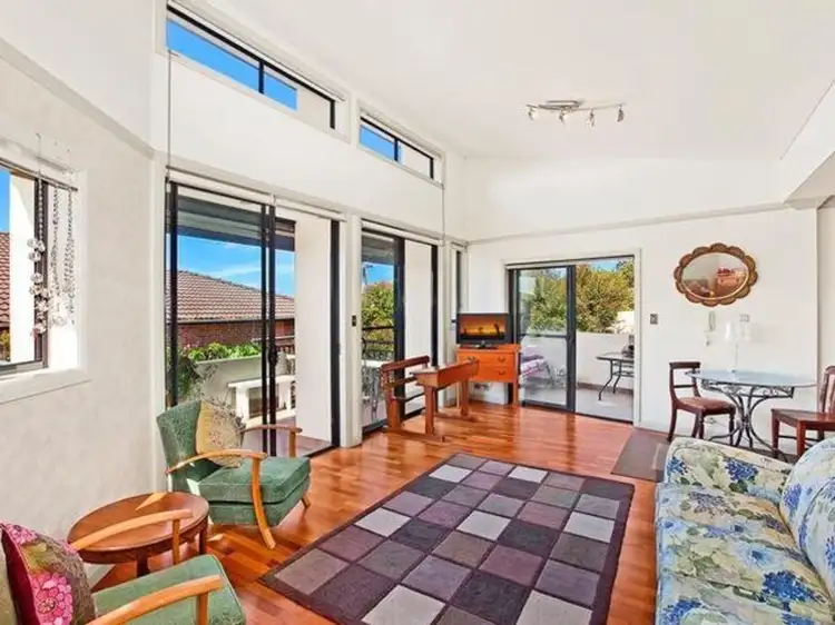 1A Undercliffe Lane, Earlwood NSW 2206