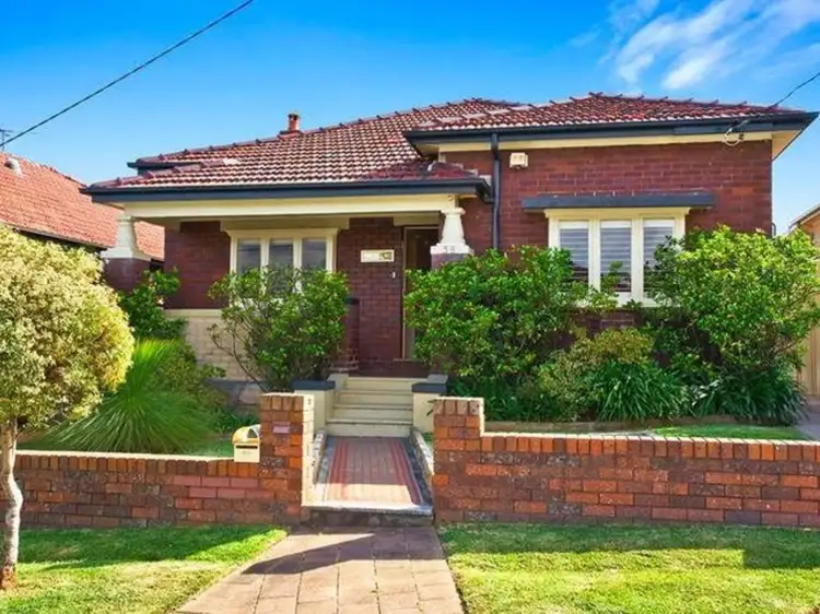 38 Bardwell Crescent, Earlwood NSW 2206