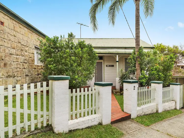 2 Wanstead Avenue, Earlwood NSW 2206